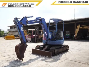 รถขุดเล็ก PC30UU-3